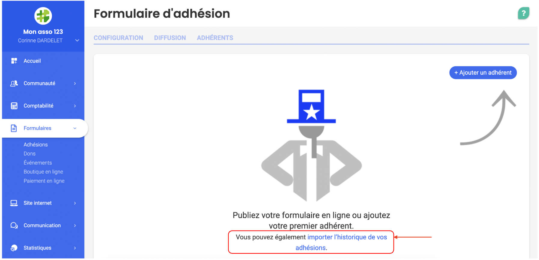 Page « Formulaire d'adhésion » sans adhérent, avec le lien « importer l'historique de vos adhésions » mis en évidence par un encadré rouge