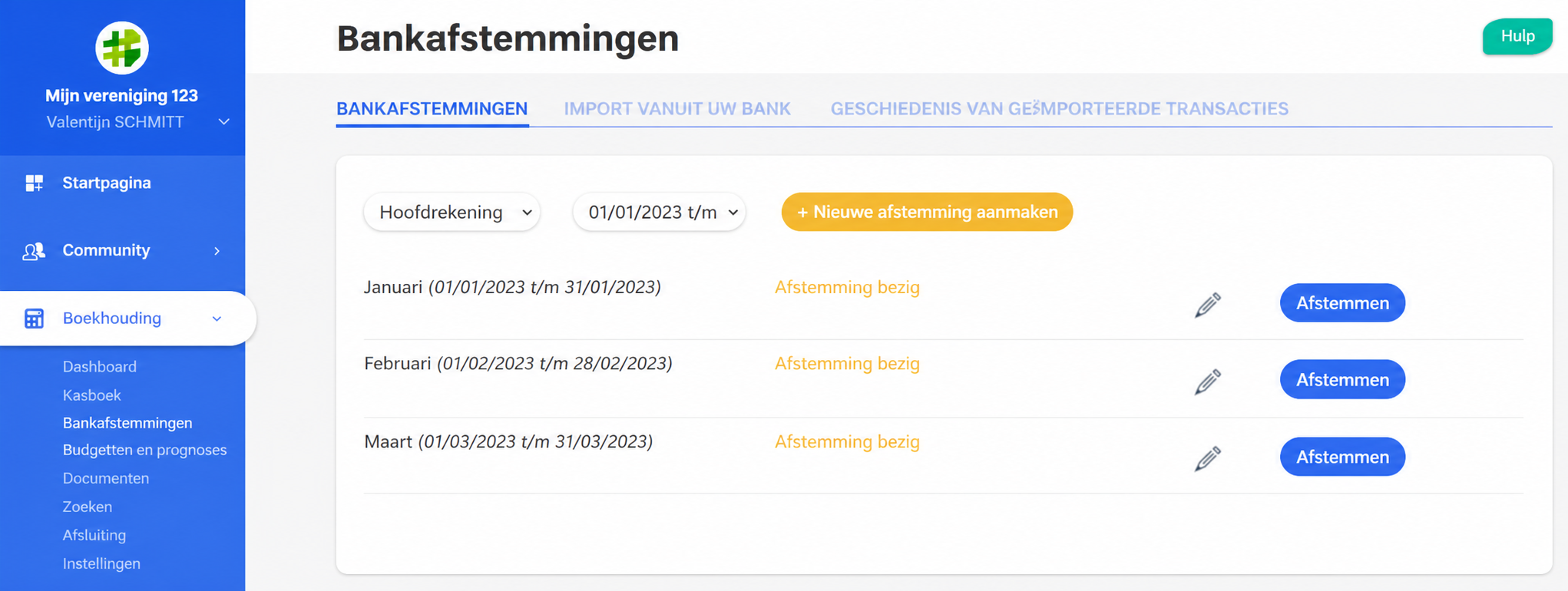 Pagina Bankafstemming in AssoConnect, met het tabblad « Afstemming » in de kijker en drie maandelijkse uittreksels (januari tot maart 2023) met de status « Uittreksel in behandeling »