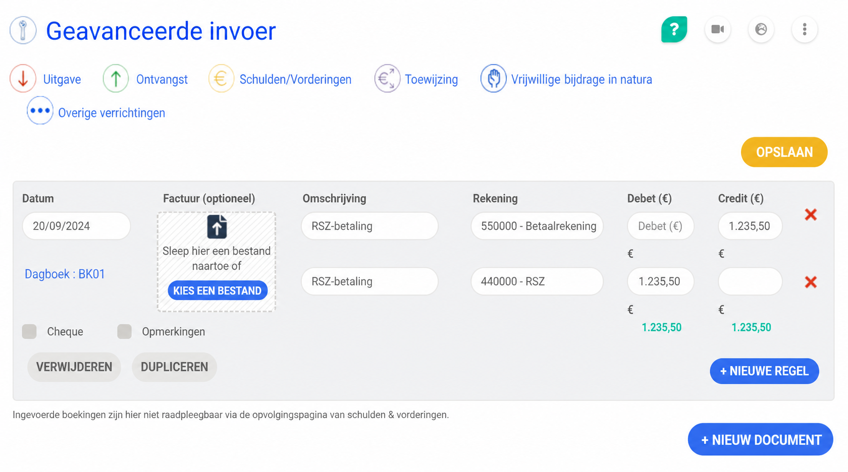Scherm geavanceerde invoer AssoConnect met een dagboek BQ01, twee boekingslijnen « Paiement Sécurité Sociale » in evenwicht met 1000 € op debet en credit.