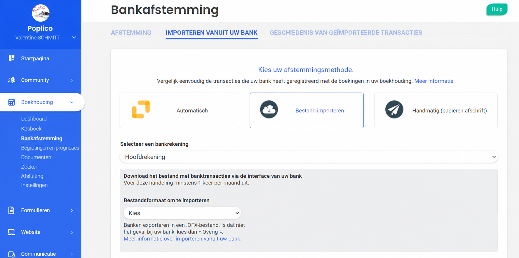 Pagina « Bankafstemming » van AssoConnect, tabblad « Import vanuit uw bank » geselecteerd, met de methodekeuze « Bestand importeren » in de kijker en de opties voor het formaat van het te importeren bestand.