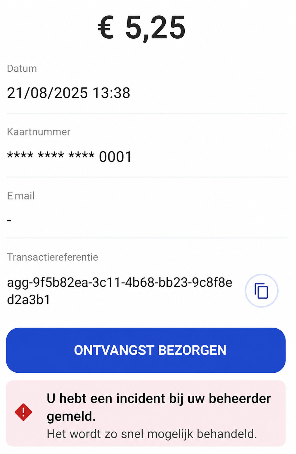 Detail van een betaling van 5,00 € in AssoConnect, met de datum, het gemaskeerde kaartnummer, de transactiereferentie en een bericht over een incident dat aan de beheerder werd gemeld.