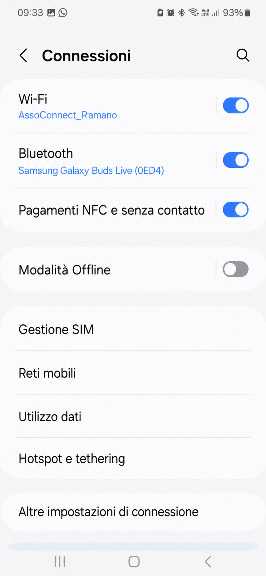 Impostazioni Android « Connessioni » con Wi-Fi (AssoConnect_Gramont), Bluetooth e NFC attivati e Modalità aereo disattivata.